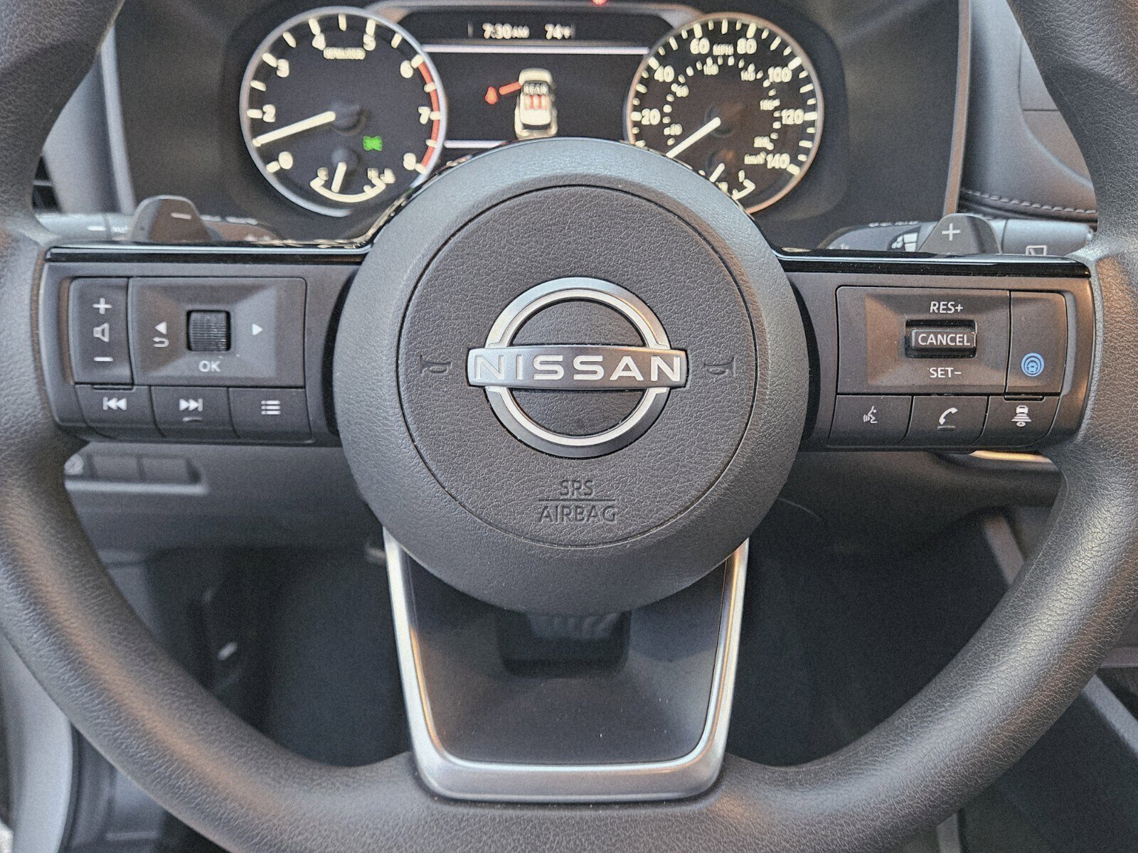 Used 2023 Nissan Rogue SV image 28