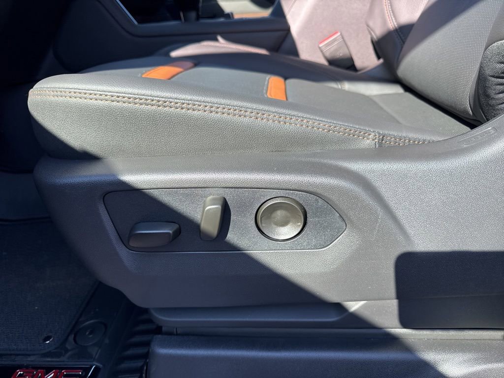New 2026 GMC Sierra 1500 AT4 w/ AT4 Premium Package image 22