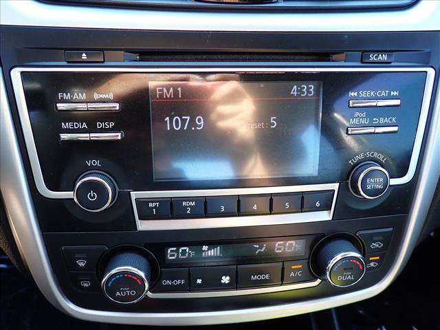 Used 2017 Nissan Altima 2.5 SV FWD image 18