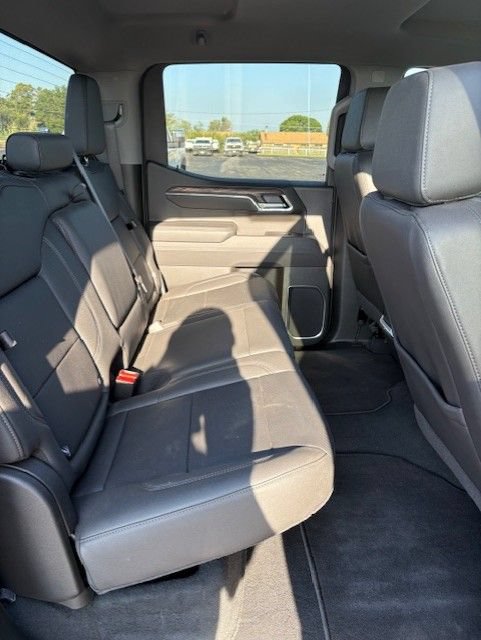 Used 2025 GMC Sierra 1500 SLT AWD/4WD image 17