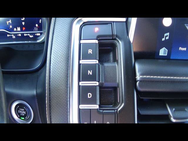 Used 2022 Chevrolet Suburban Premier image 25