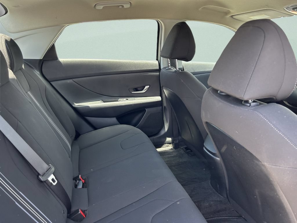 Certified 2023 Hyundai Elantra SEL w/ Preferred Accessory Package FWD image 21