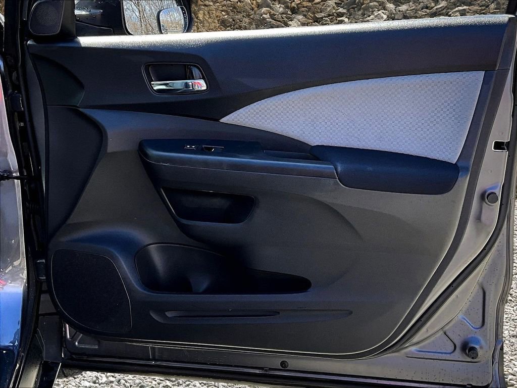 Used 2015 Honda CR-V EX image 17