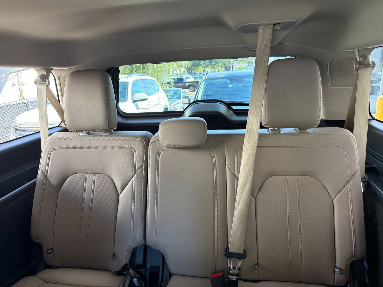Used 2024 Ford Expedition Max Limited RWD image 31