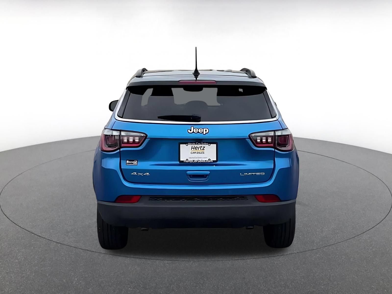 Used 2025 Jeep Compass Limited AWD/4WD image 12