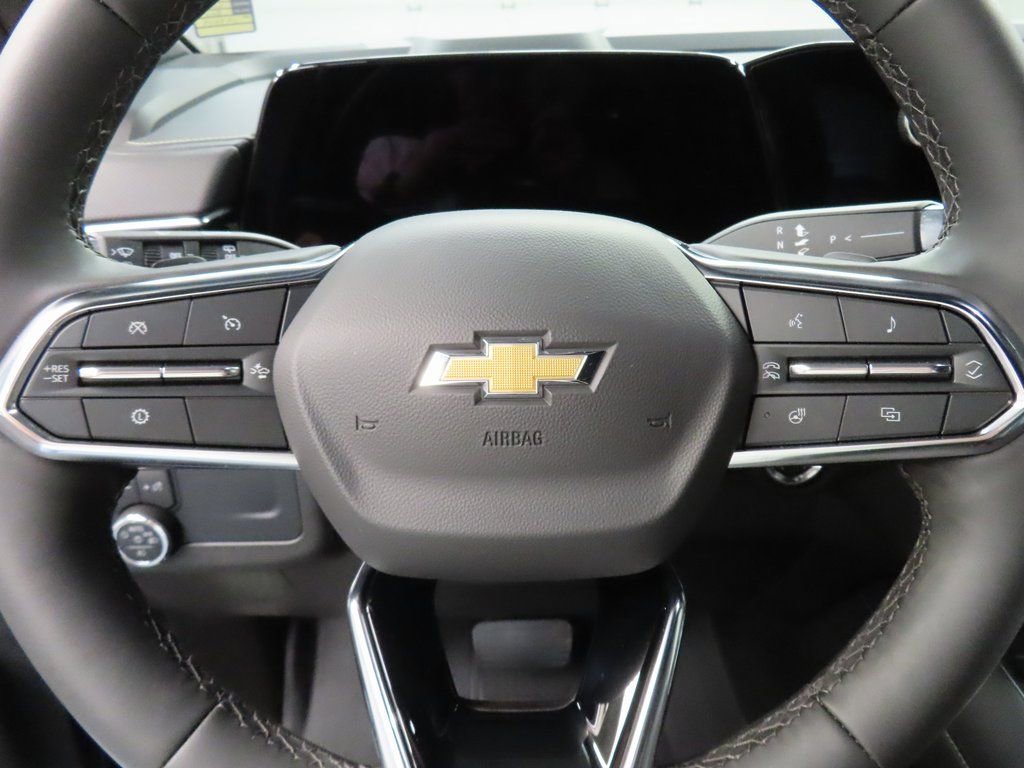 Used 2025 Chevrolet Suburban Premier AWD/4WD image 58