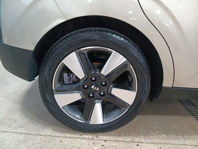 Used 2020 Kia Soul EX image 37