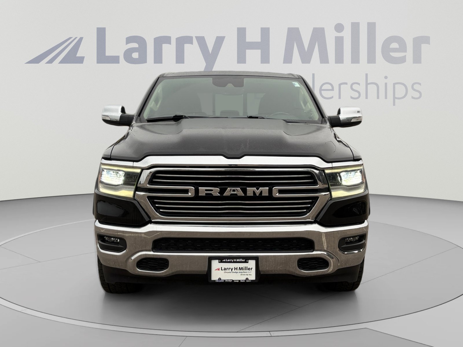 Used 2021 RAM 1500 Laramie AWD/4WD image 9