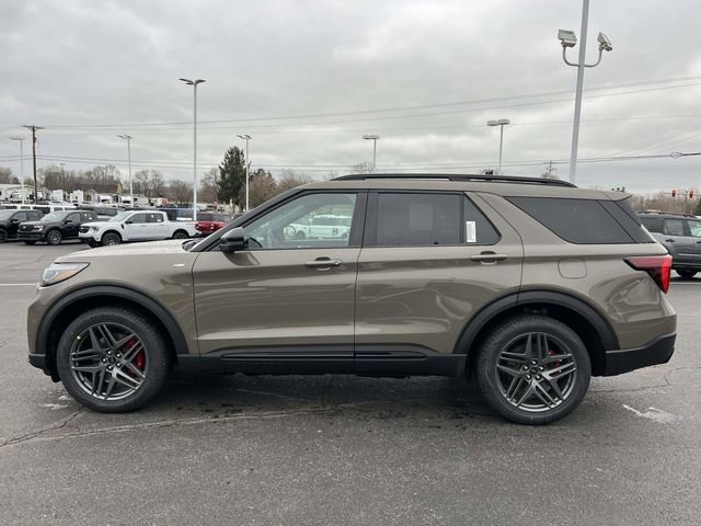 New 2026 Ford Explorer ST-Line image 4