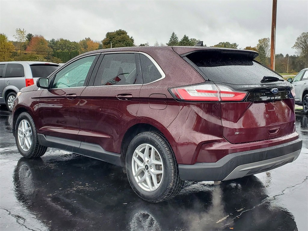 Used 2024 Ford Edge SEL image 4