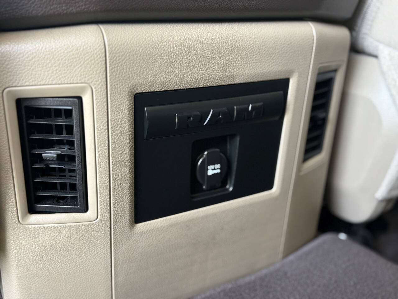 Used 2012 RAM 3500 Big Horn AWD/4WD image 25