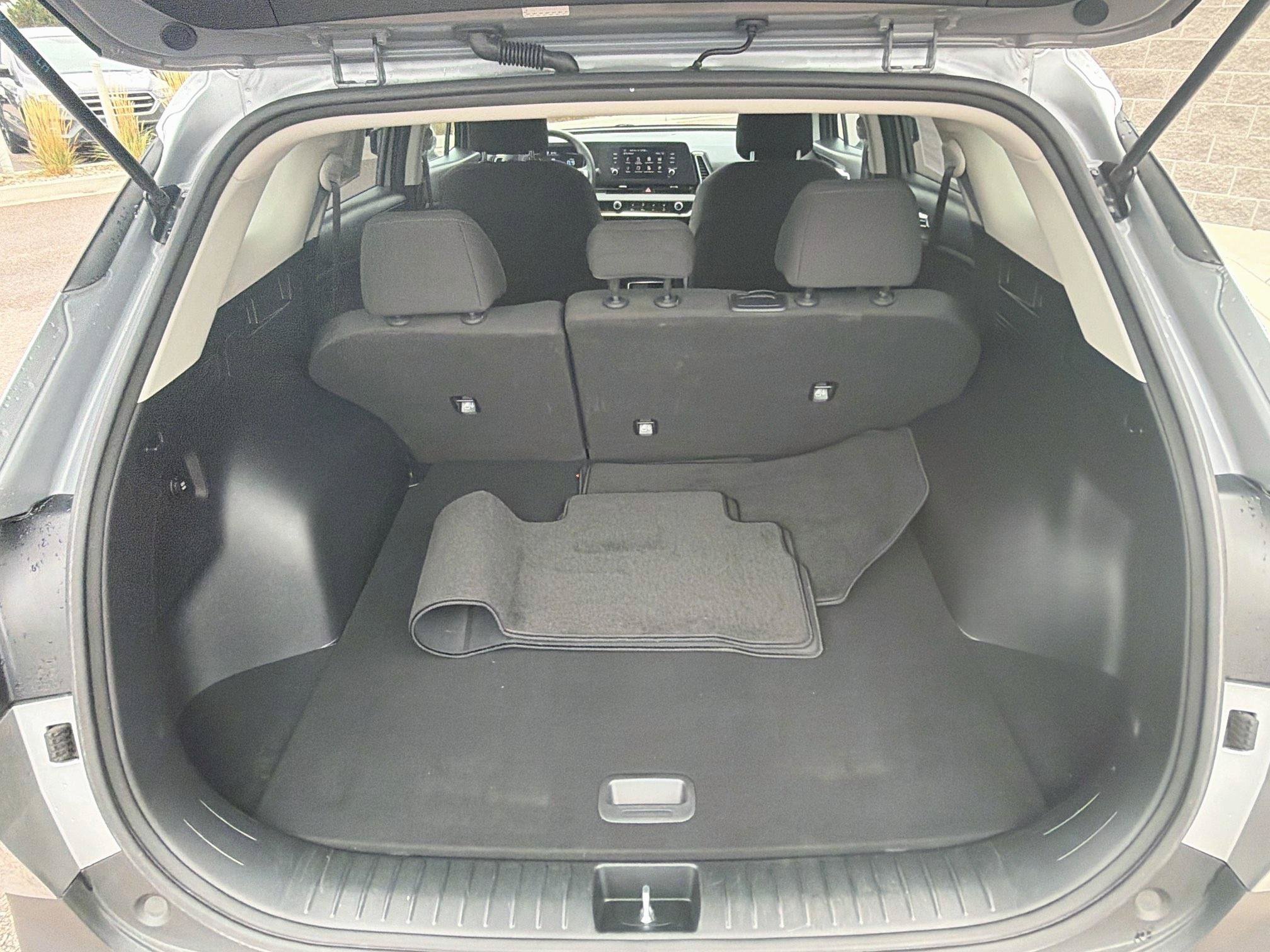Used 2023 Kia Sportage LX AWD/4WD image 29