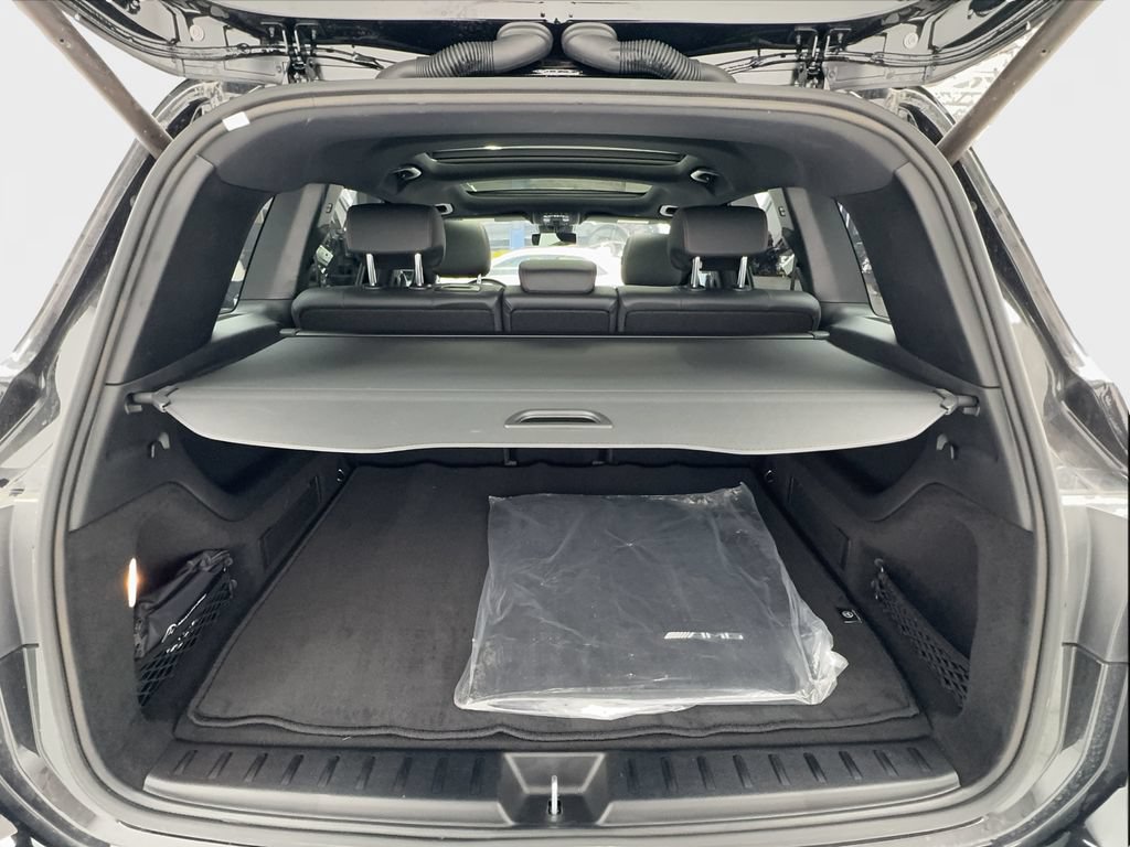 Used 2023 Mercedes-Benz EQB 350 4MATIC SUV image 17