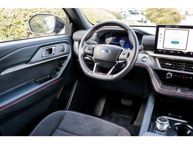 Certified 2025 Ford Explorer ST AWD/4WD image 13