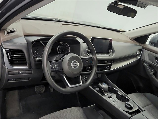 Used 2021 Nissan Rogue SV image 17