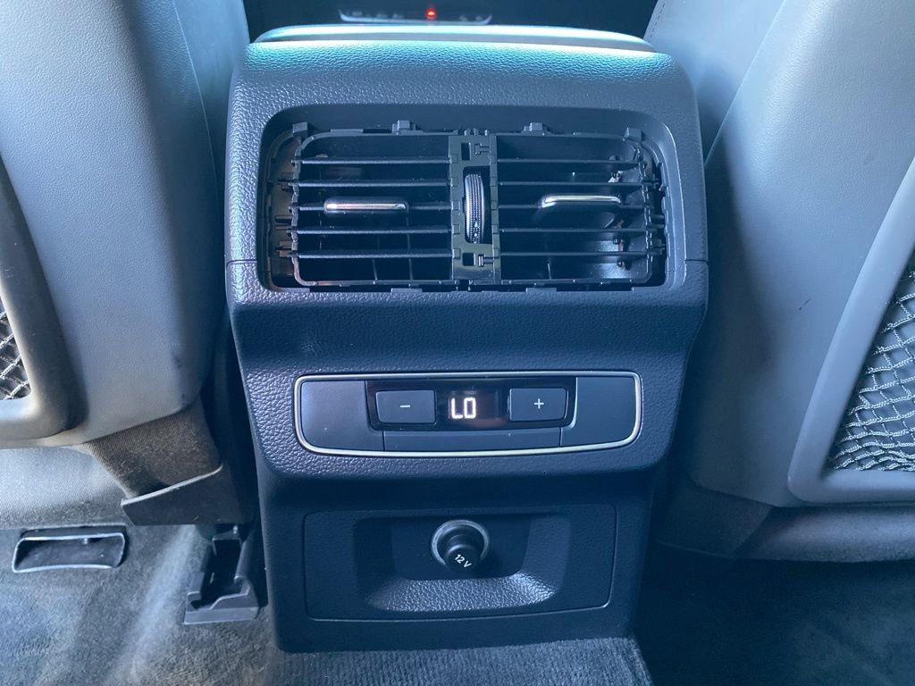 Used 2018 Audi SQ5 Premium Plus w/ Navigation Package image 32