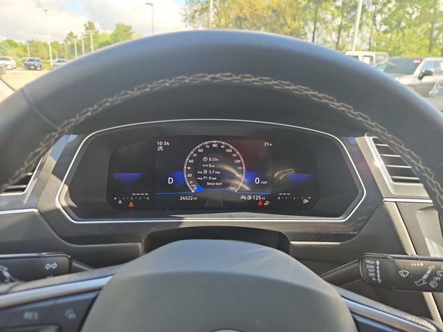 Used 2024 Volkswagen Tiguan S image 11