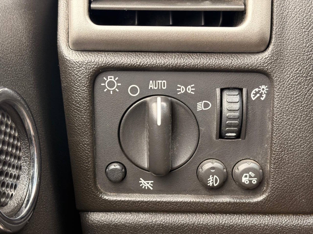 Used 2010 Chevrolet Colorado LT RWD image 17