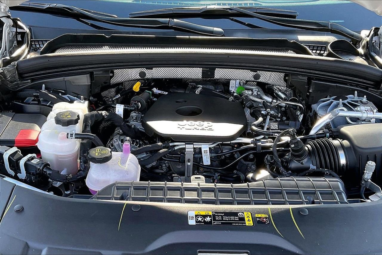 New 2026 Jeep Grand Cherokee Altitude image 36