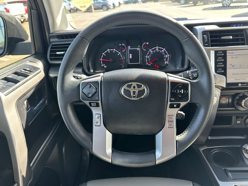 Certified 2021 Toyota 4Runner SR5 Premium w/ Moonroof Package AWD/4WD image 18