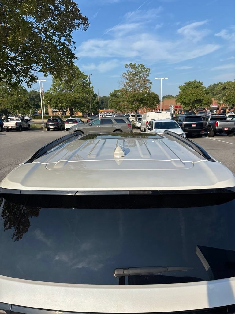 Used 2024 Chevrolet Traverse RS w/ LPO, Floor Liner Package FWD image 8