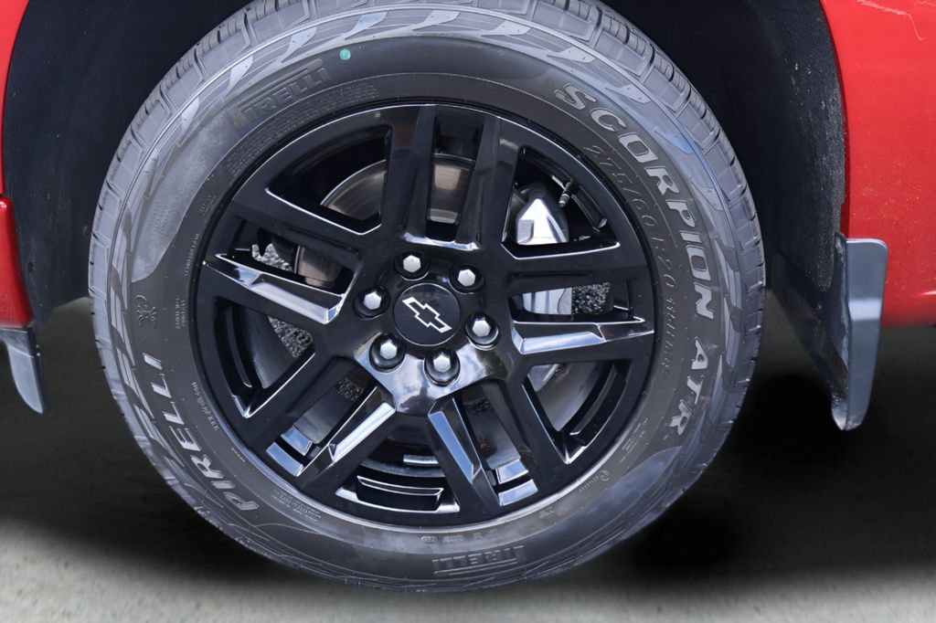 Used 2023 Chevrolet Silverado 1500 RST w/ Z71 Off-Road Package AWD/4WD image 10