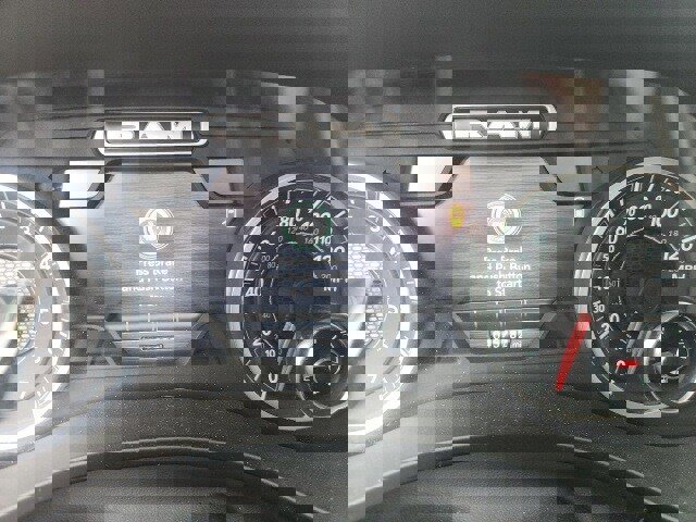 Used 2023 RAM 1500 Laramie image 8