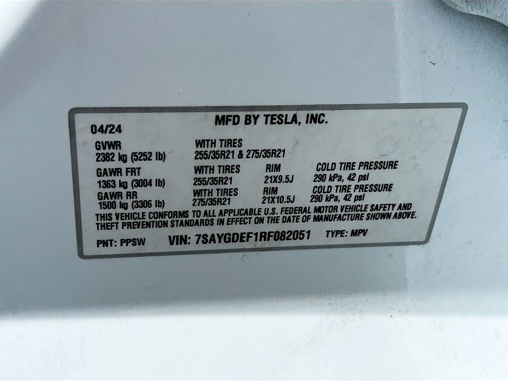 Used 2024 Tesla Model Y Performance AWD/4WD image 30