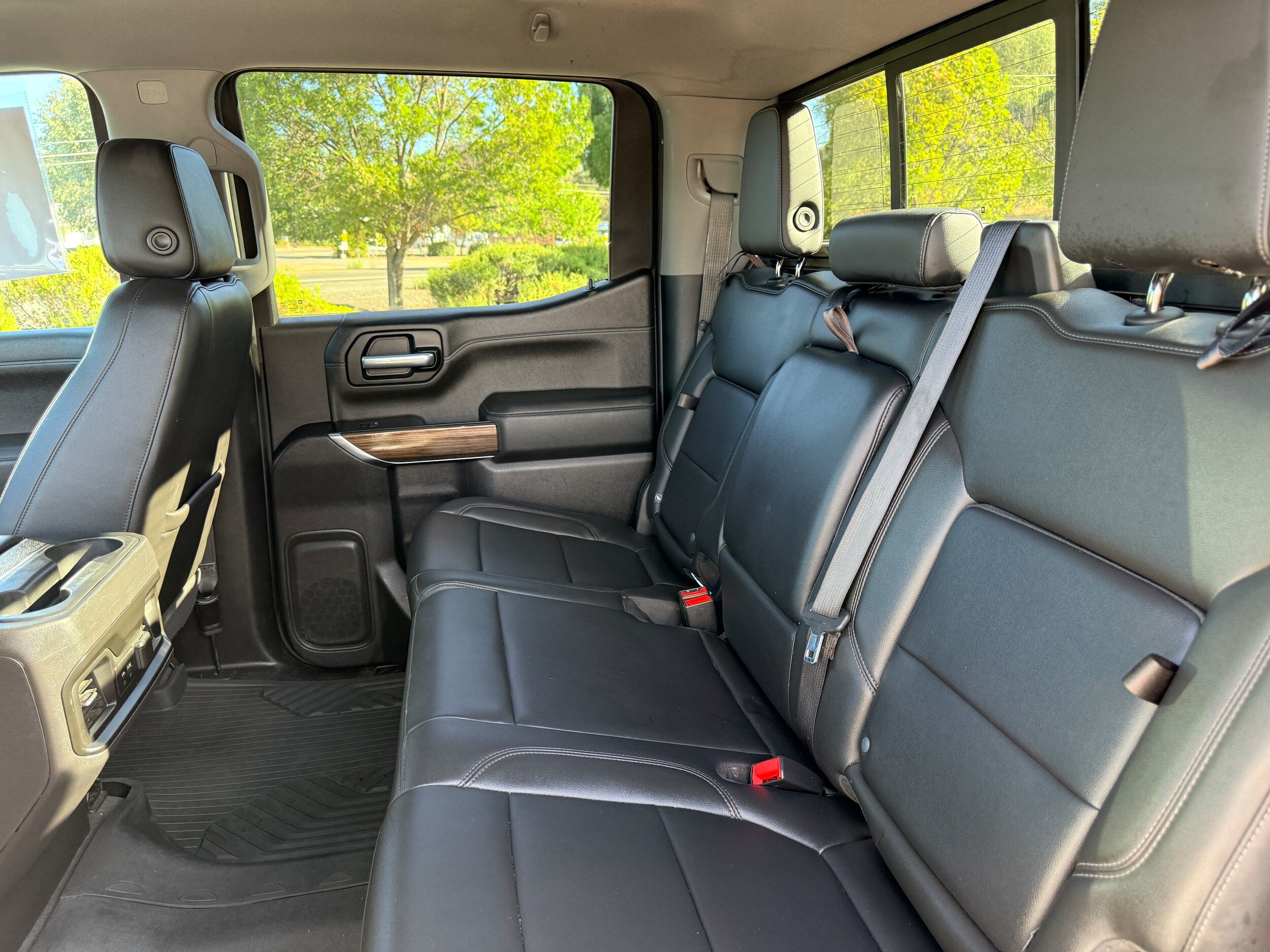 Used 2020 Chevrolet Silverado 1500 LT Trail Boss AWD/4WD image 10