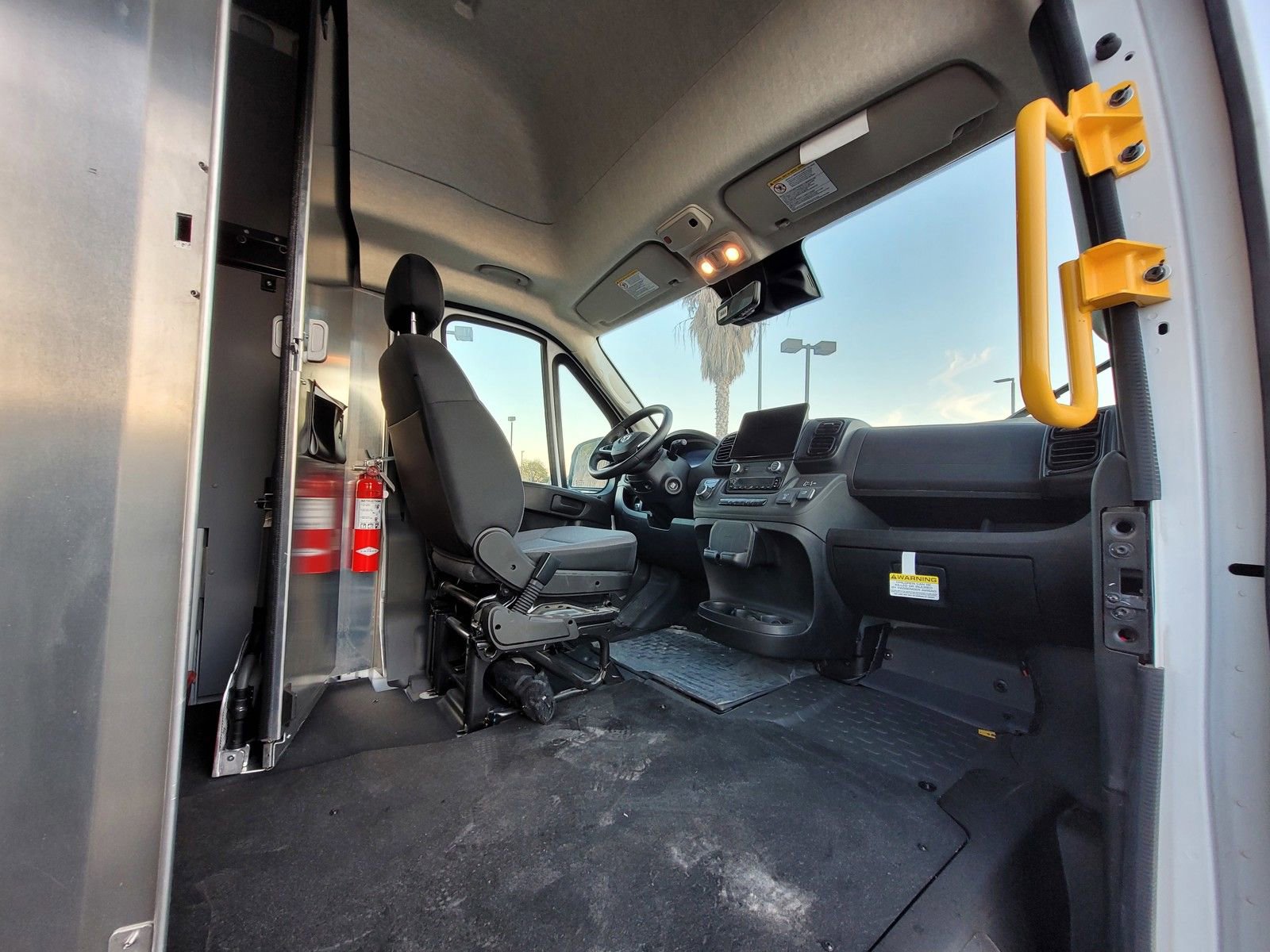 New 2024 RAM ProMaster 3500 w/ Delivery Van Package image 22