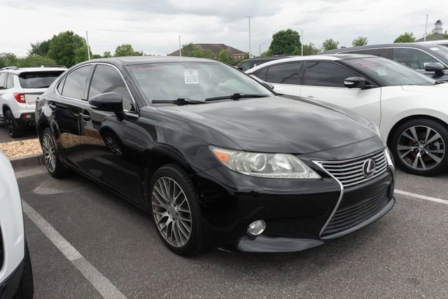 Used 2013 Lexus ES 350 w/ Luxury Pkg FWD image 3