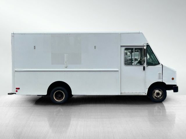 Used 2013 Ford E-350 and Econoline 350 Super Duty w/ Air Conditioning Prep Pkg image 3