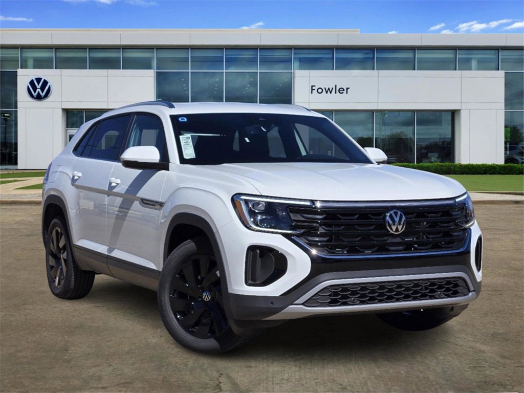New 2025 Volkswagen Atlas Cross Sport SE image 1