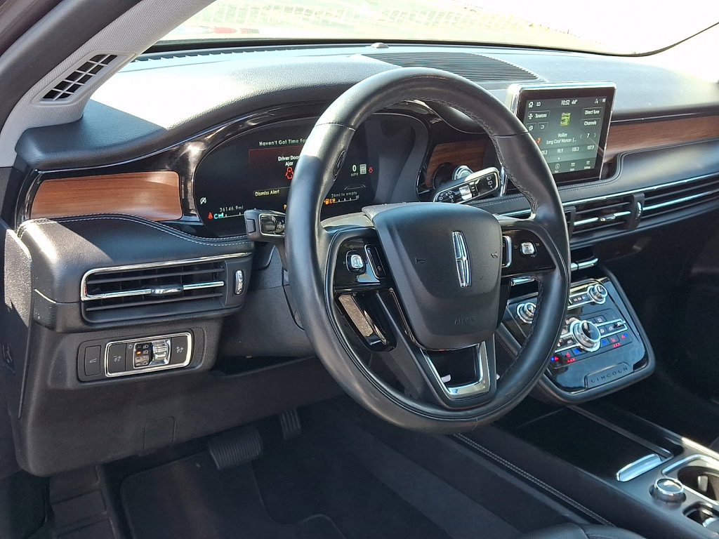 Used 2022 Lincoln Corsair Reserve w/ Equipment Group 201A image 25