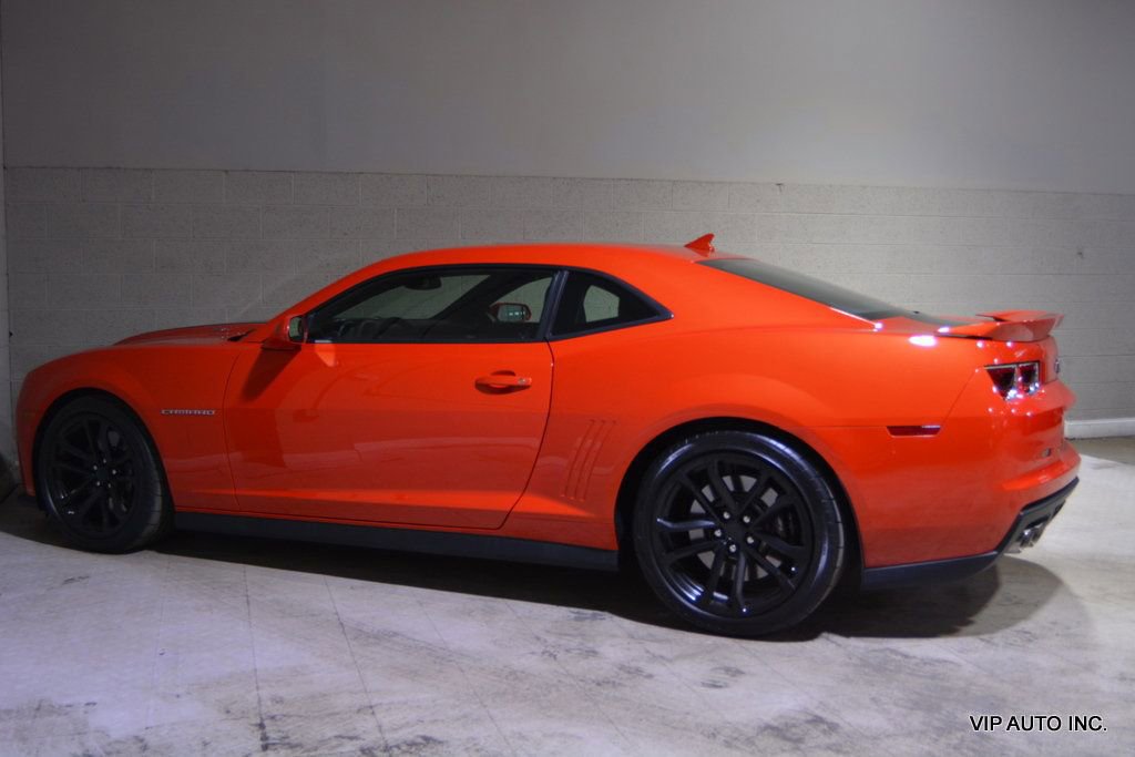 Used 2013 Chevrolet Camaro ZL1 w/ Gray Stripe Package image 23