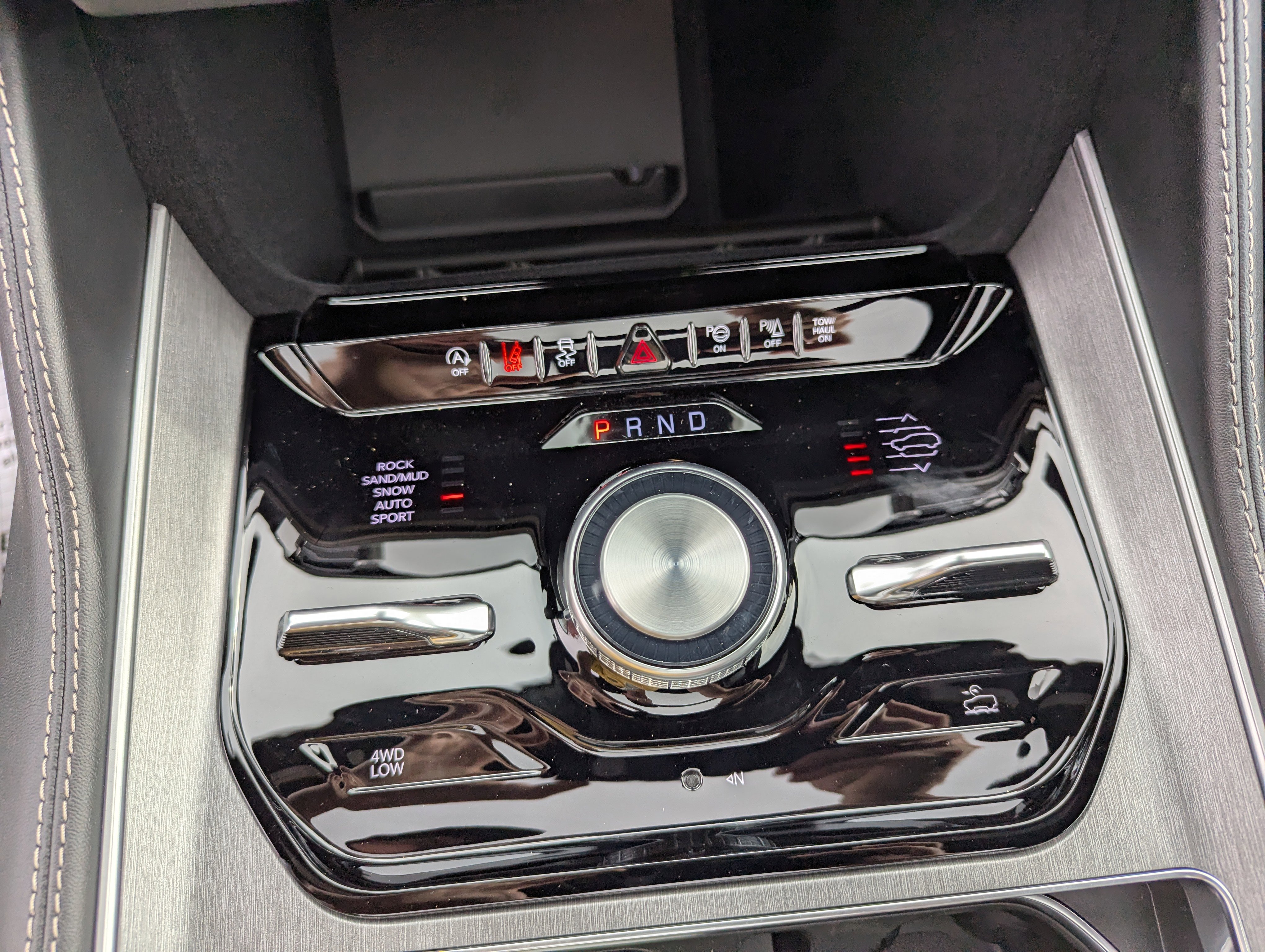 New 2025 Jeep Wagoneer Series II image 27