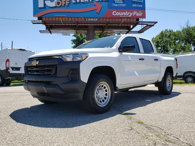 Used 2024 Chevrolet Colorado W/T w/ Safety Package RWD image 7