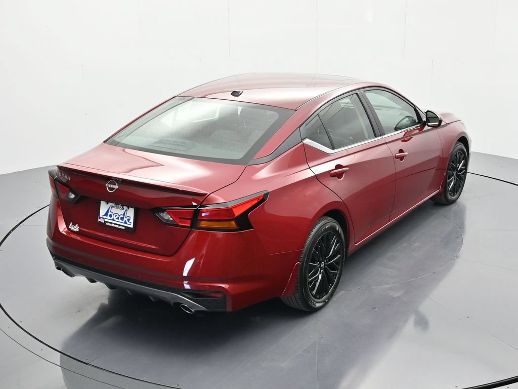 New 2026 Nissan Altima 2.5 SV w/ SV Special Edition Package FWD image 32