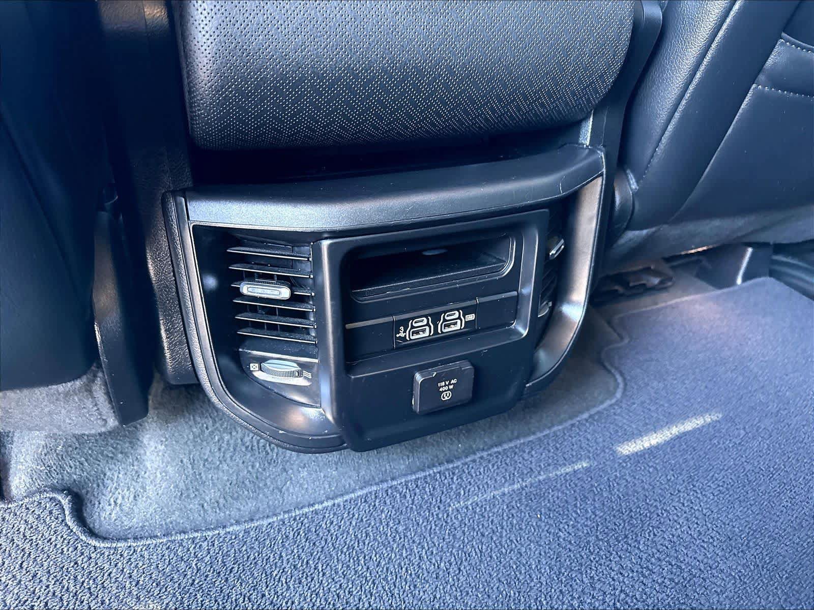 Used 2020 RAM 1500 Laramie w/ Off Road Group AWD/4WD image 38