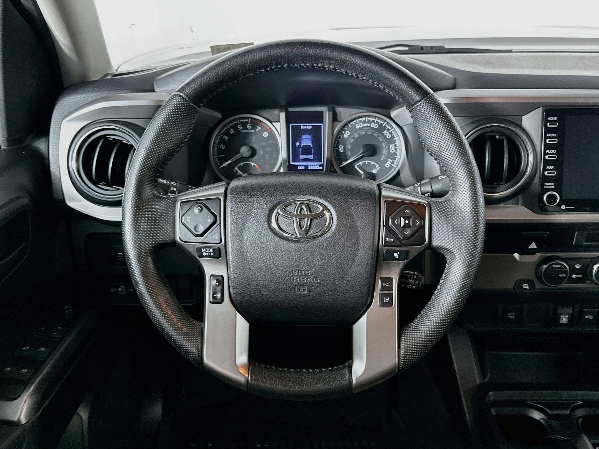 Used 2021 Toyota Tacoma SR5 RWD image 17