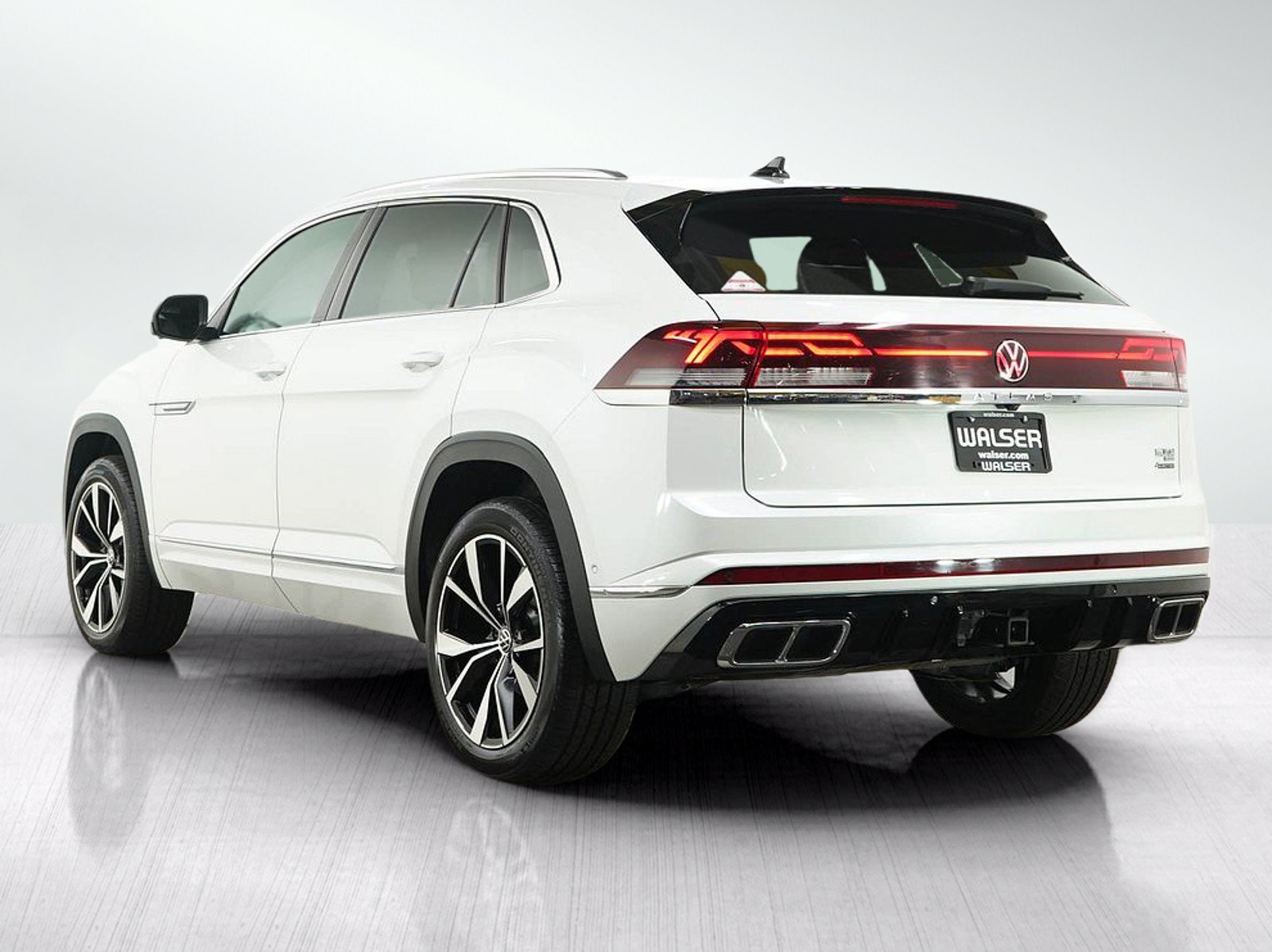 Used 2025 Volkswagen Atlas Cross Sport SEL Premium R-Line AWD/4WD image 3