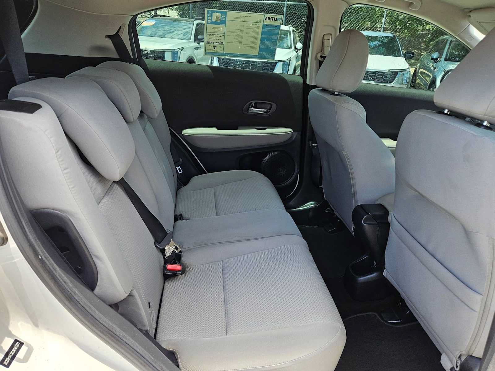 Used 2020 Honda HR-V LX image 18
