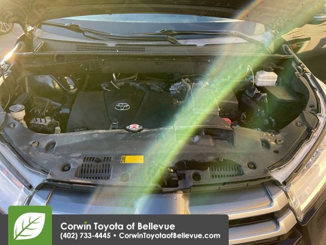 Used 2018 Toyota Highlander XLE image 14