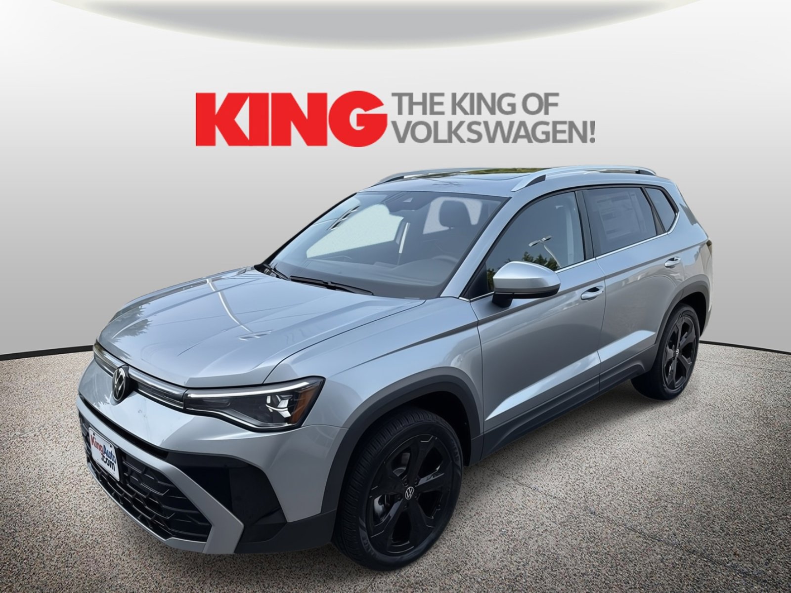 New 2025 Volkswagen Taos SEL image 8