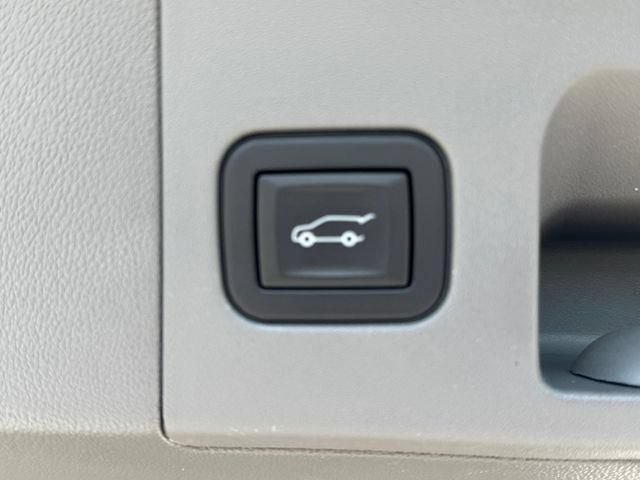 Used 2023 Cadillac XT5 Premium Luxury FWD image 14