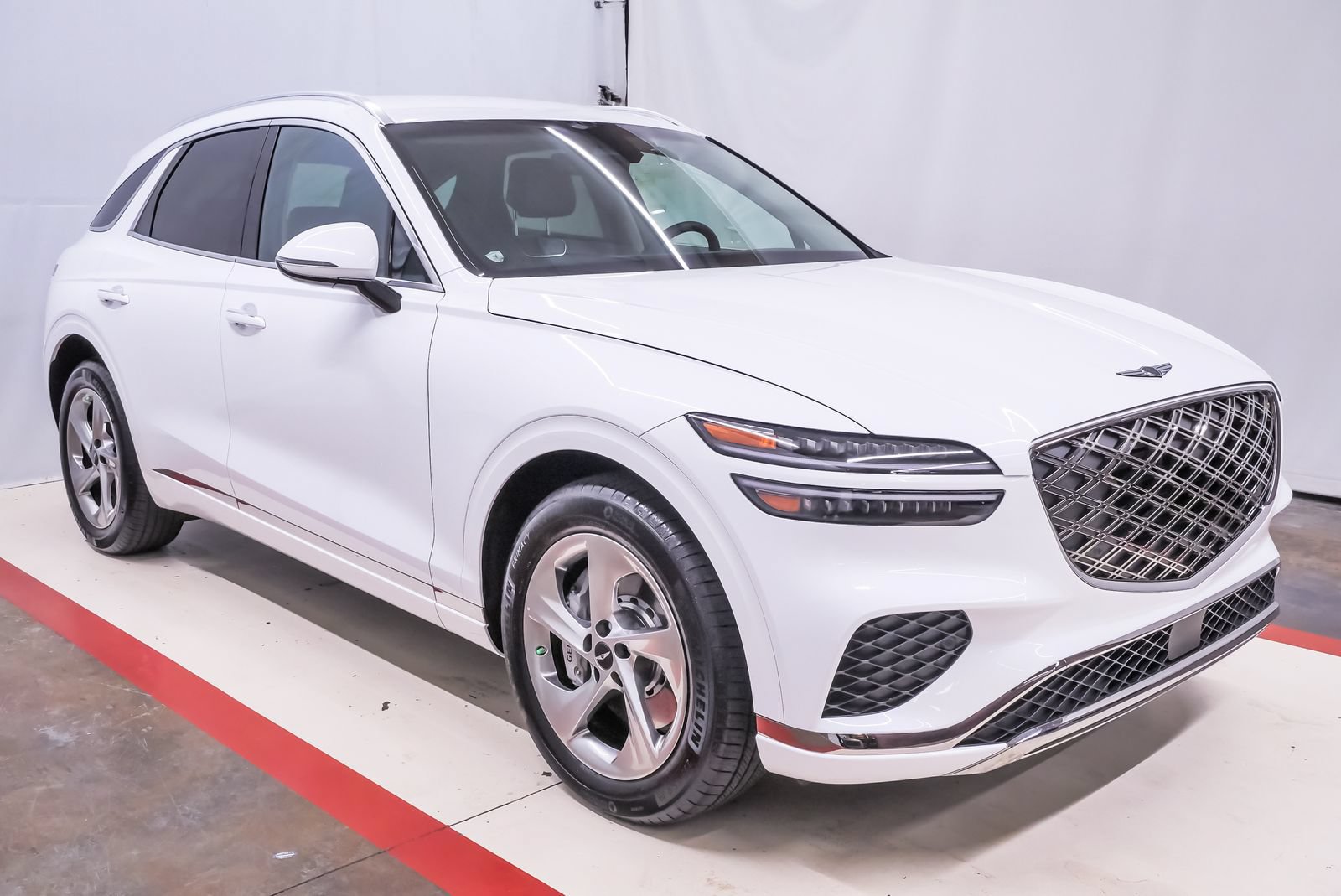 Certified 2026 Genesis GV70 2.5T AWD/4WD image 5