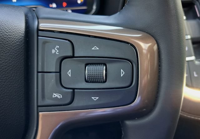 Used 2024 Chevrolet Tahoe High Country RWD image 17