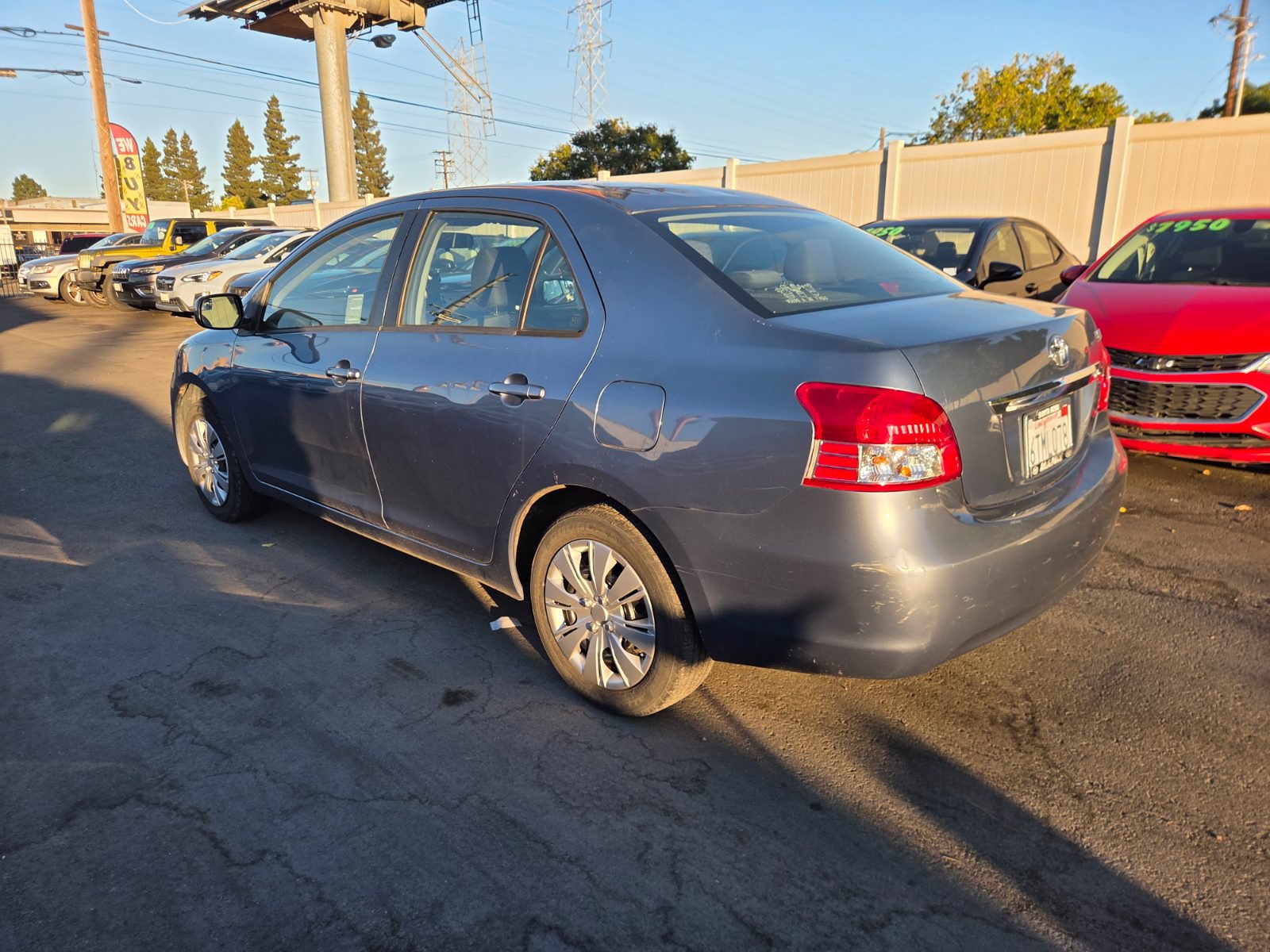Used 2012 Toyota Yaris Sedan FWD image 2