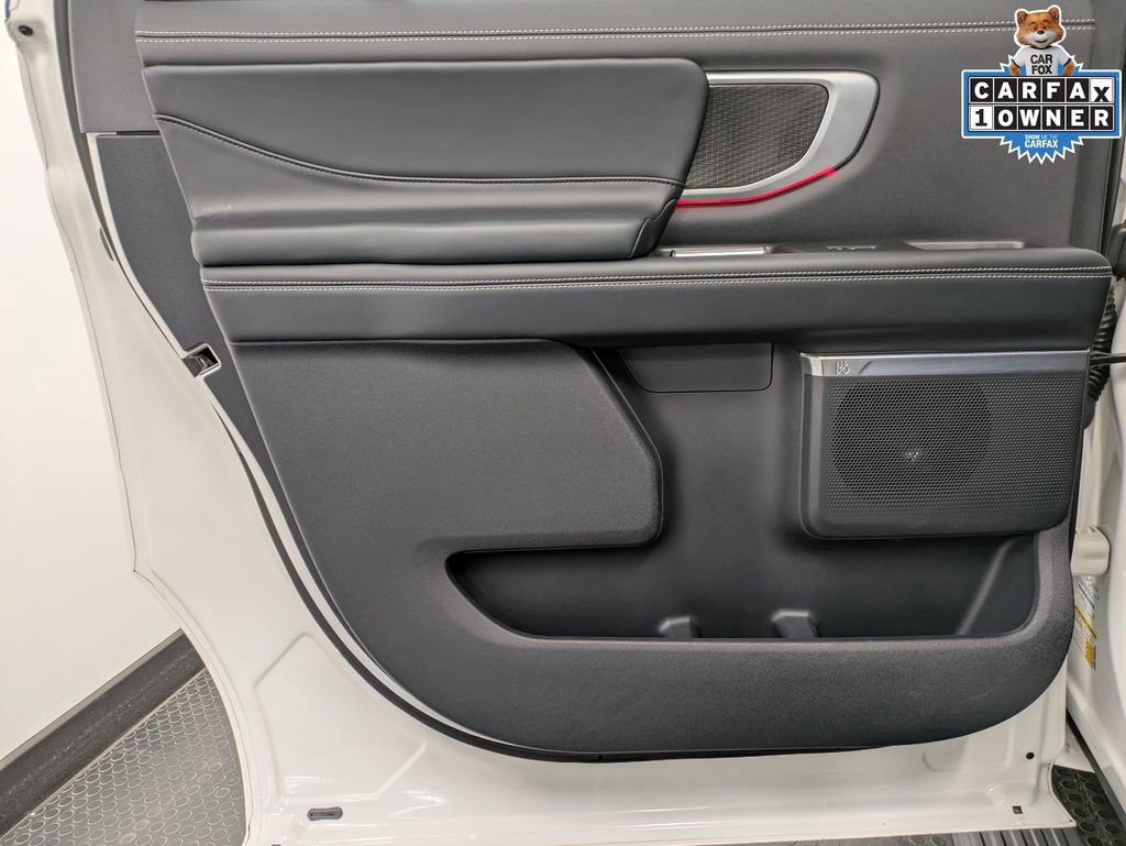 Used 2025 Ford Expedition Max Platinum w/ Stealth Appearance Package AWD/4WD image 22