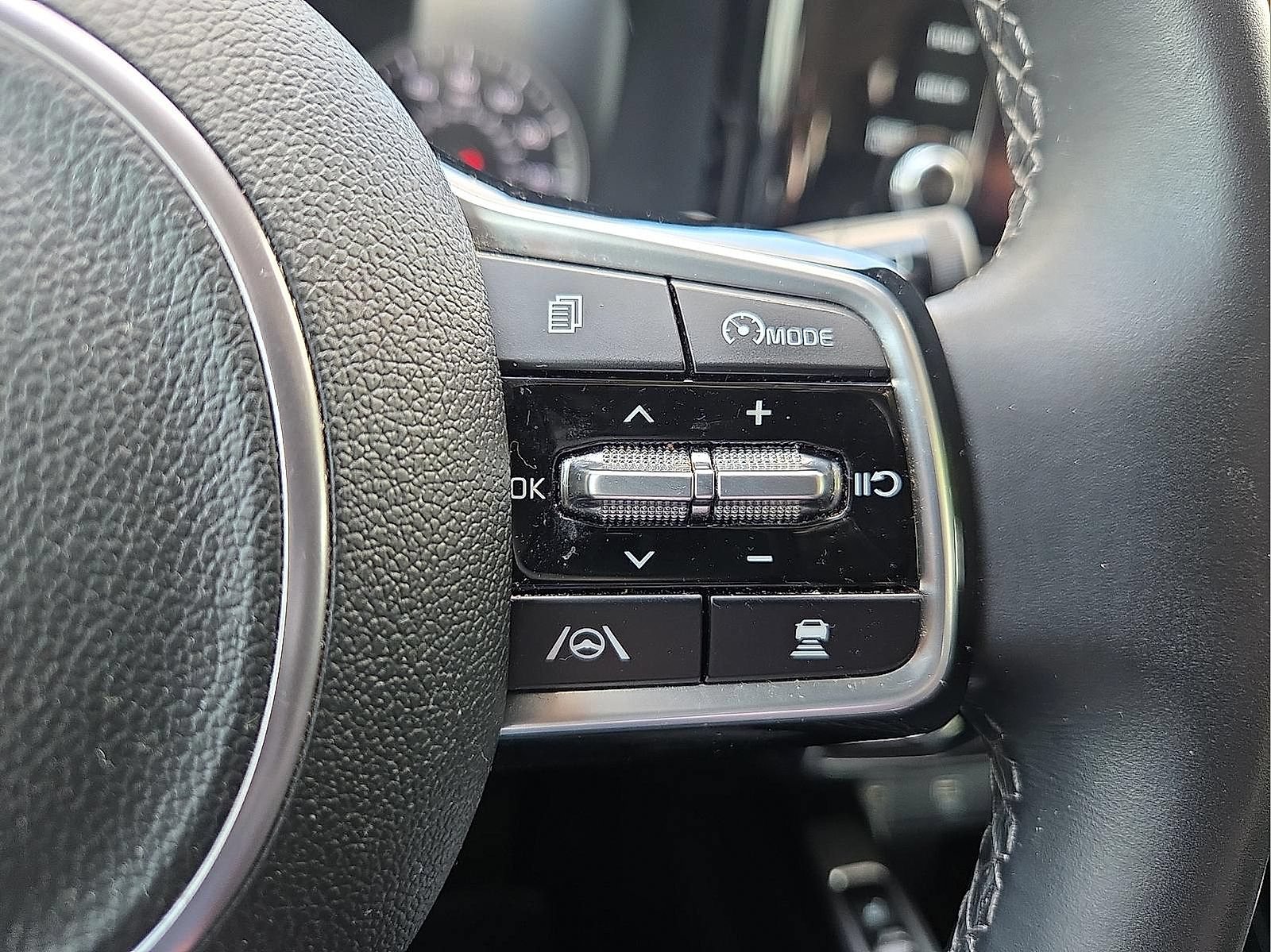 Used 2023 Kia Sorento EX AWD/4WD image 22